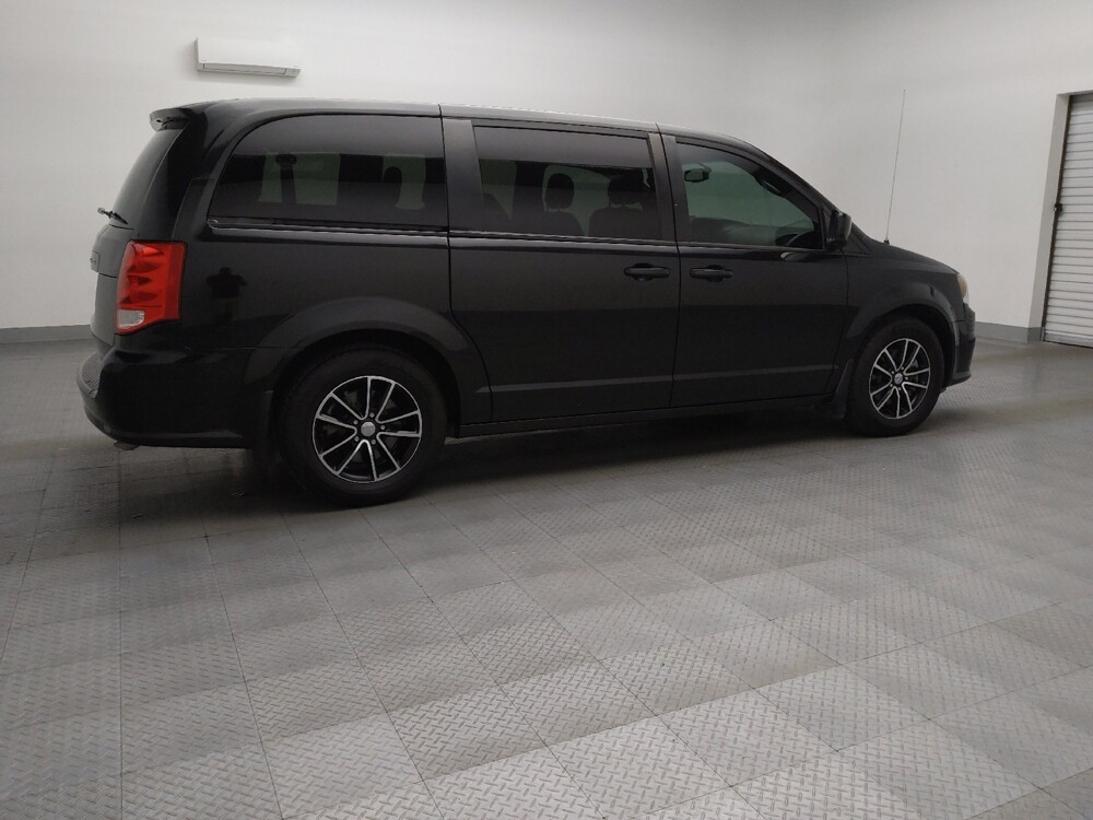 2018 Dodge Grand Caravan in Tulsa, OK 74145 - 18109702 10