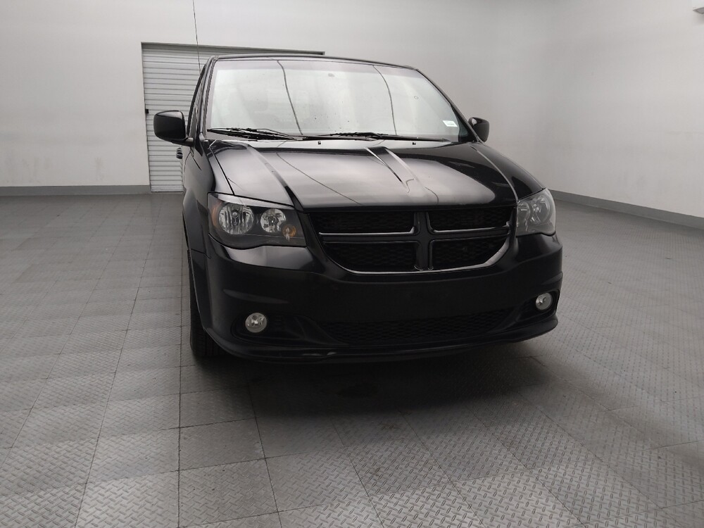 2018 Dodge Grand Caravan in Tulsa, OK 74145 - 18109702 14