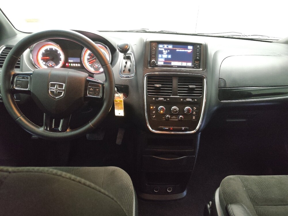 2018 Dodge Grand Caravan in Tulsa, OK 74145 - 18109702 22