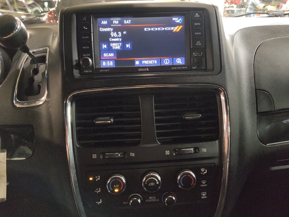 2018 Dodge Grand Caravan in Tulsa, OK 74145 - 18109702 25