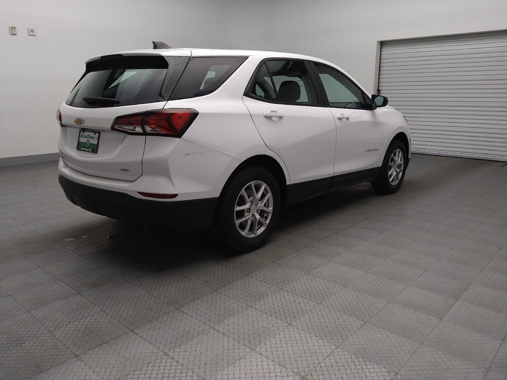 2024 Chevrolet Equinox in Fort Worth, TX 76116 - 18109707 9