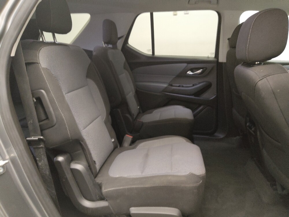 2018 Chevrolet Traverse in Tulsa, OK 74145 - 18109709 19