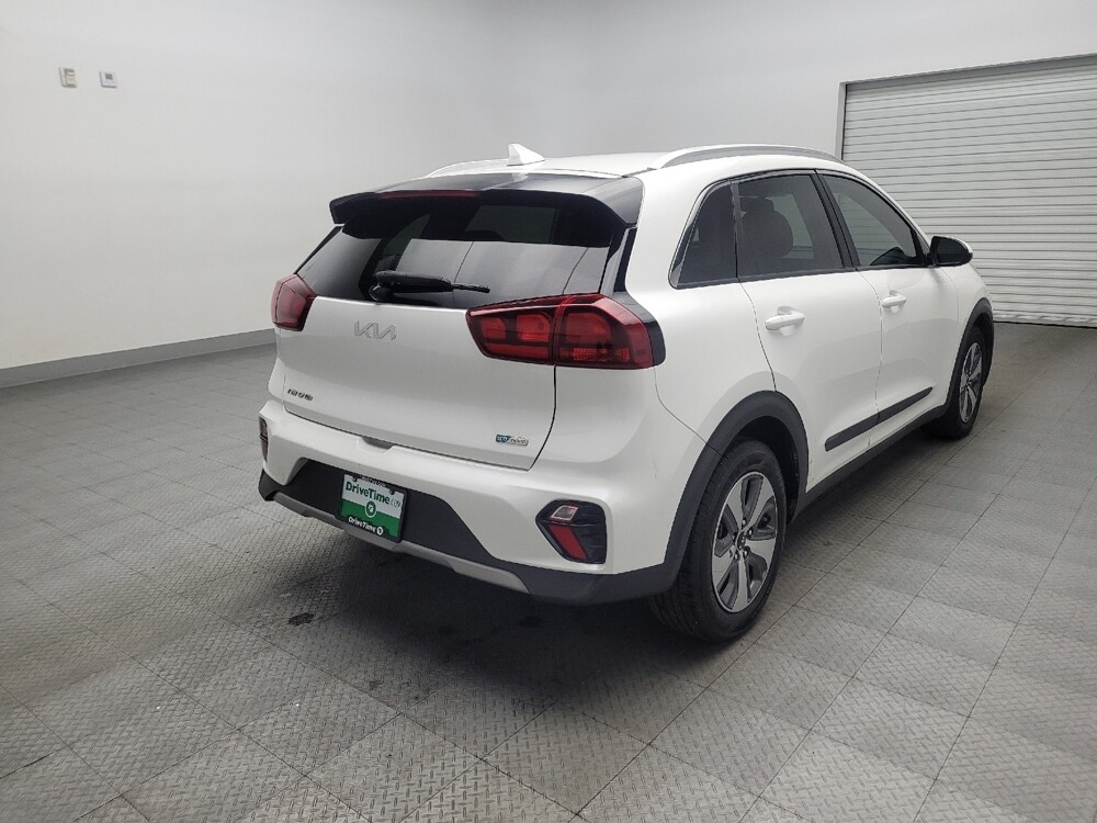 2022 Kia Niro in Lewisville, TX 75067 - 18109711 9