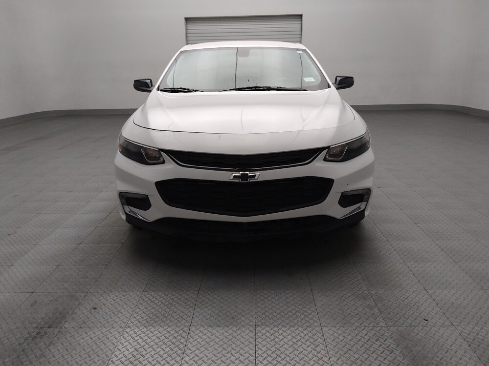 2018 Chevrolet Malibu in El Paso, TX 79907 - 18109712 15