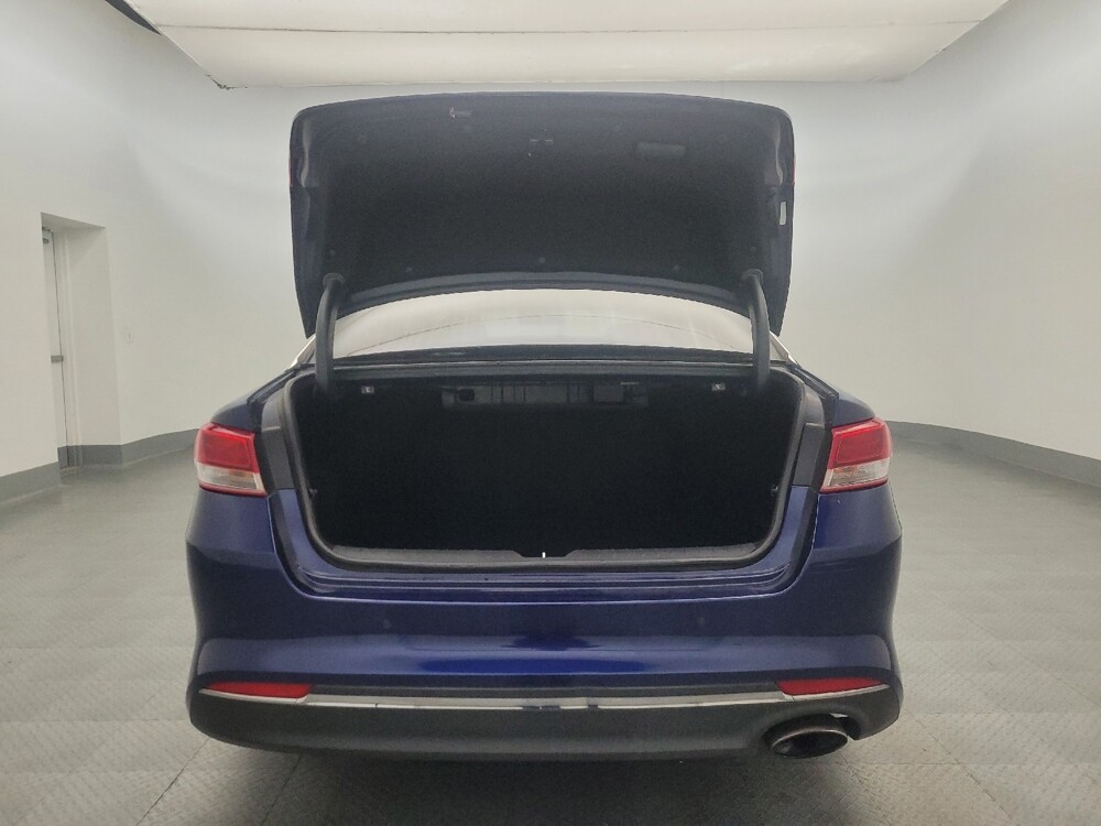 2017 Kia Optima in Mesa, AZ 85210 - 18109731 29