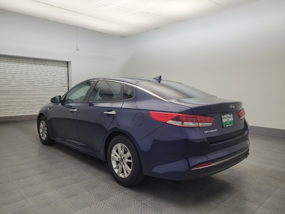2017 Kia Optima in Mesa, AZ 85210 - 18109731 5