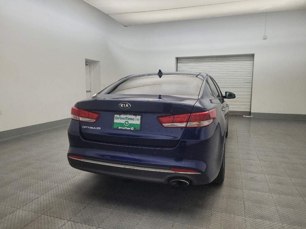 2017 Kia Optima in Mesa, AZ 85210 - 18109731 7