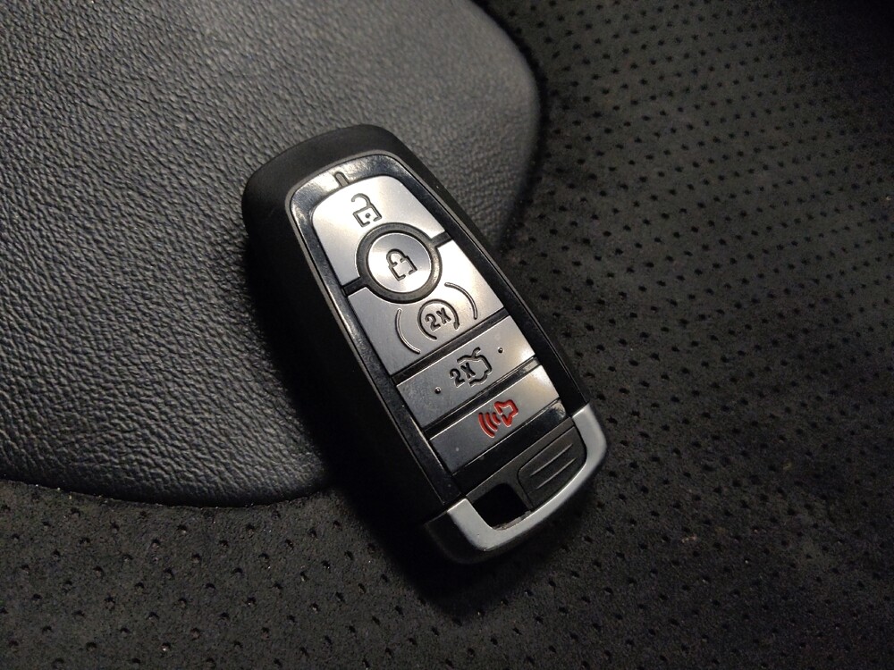 2017 Ford Edge in Tucson, AZ 85705 - 18109734 32