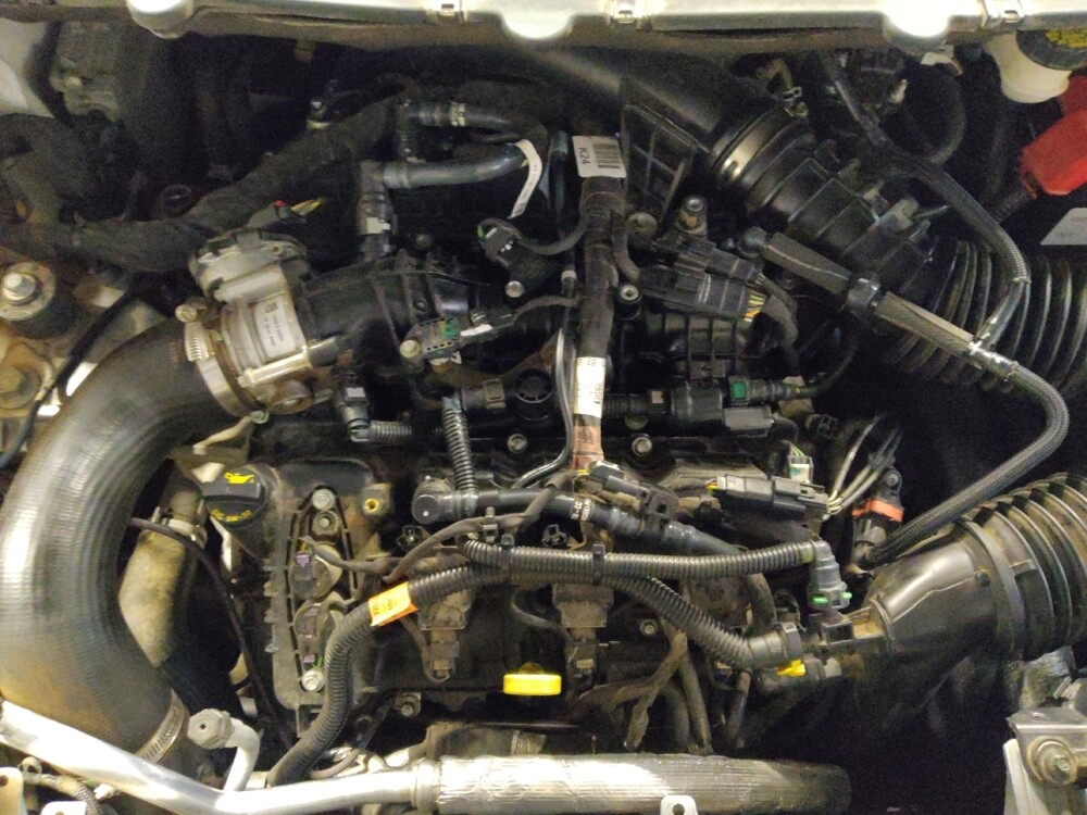 2017 Ford Edge in Tucson, AZ 85705 - 18109734 30