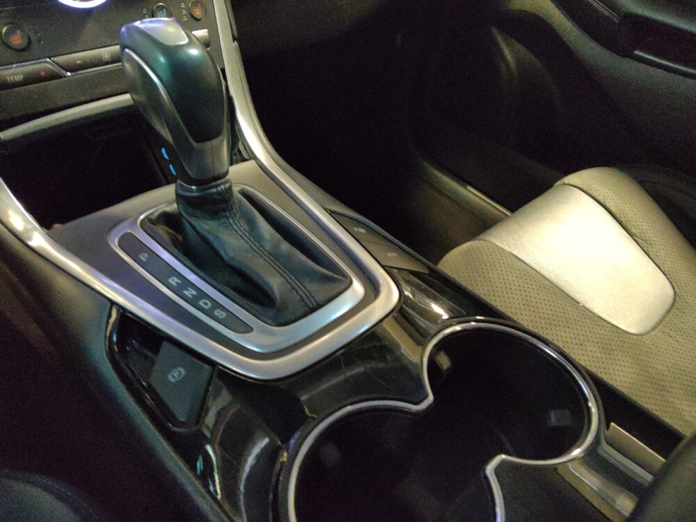 2017 Ford Edge in Tucson, AZ 85705 - 18109734 26