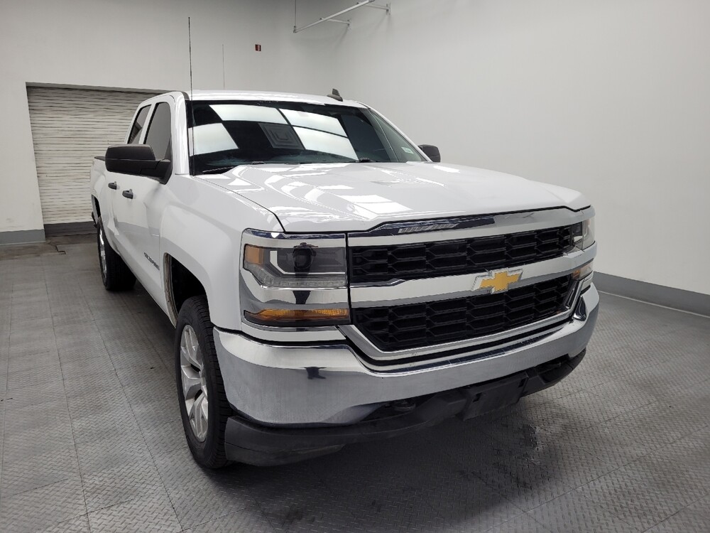 2017 Chevrolet Silverado 1500 in Las Vegas, NV 89102 - 18109753 13
