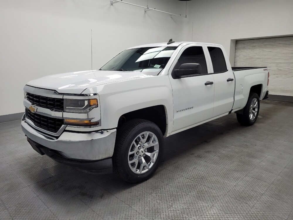 2017 Chevrolet Silverado 1500 in Las Vegas, NV 89102 - 18109753 2