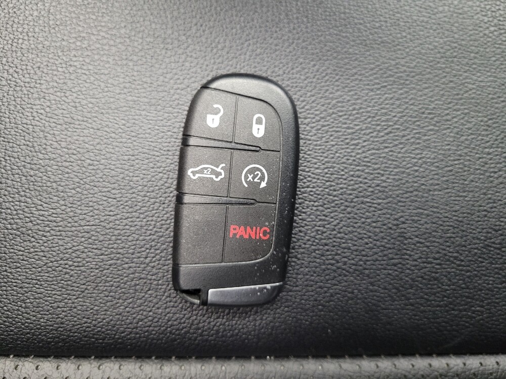 2019 Jeep Grand Cherokee in Las Vegas, NV 89102 - 18109754 32