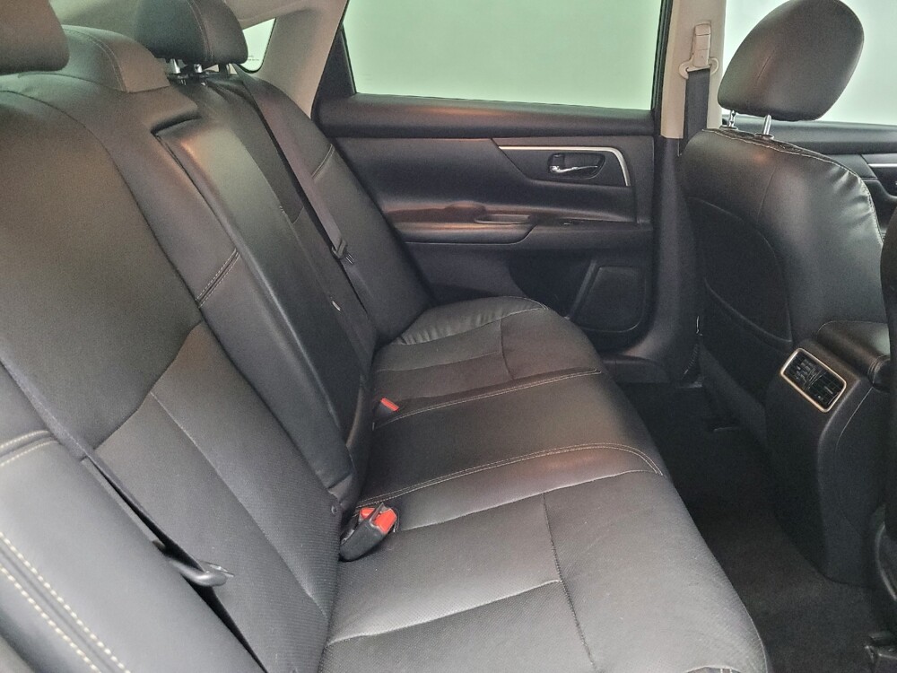 2016 Nissan Altima in Las Vegas, NV 89104 - 18109756 19