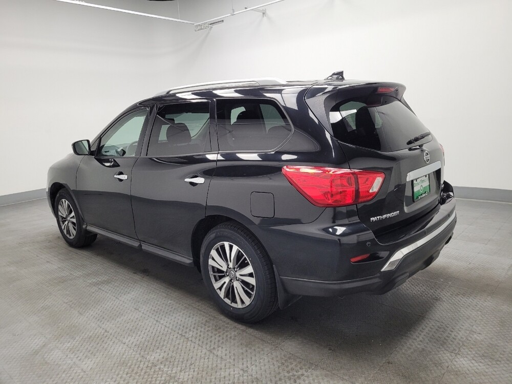 2019 Nissan Pathfinder in Las Vegas, NV 89104 - 18109757 3