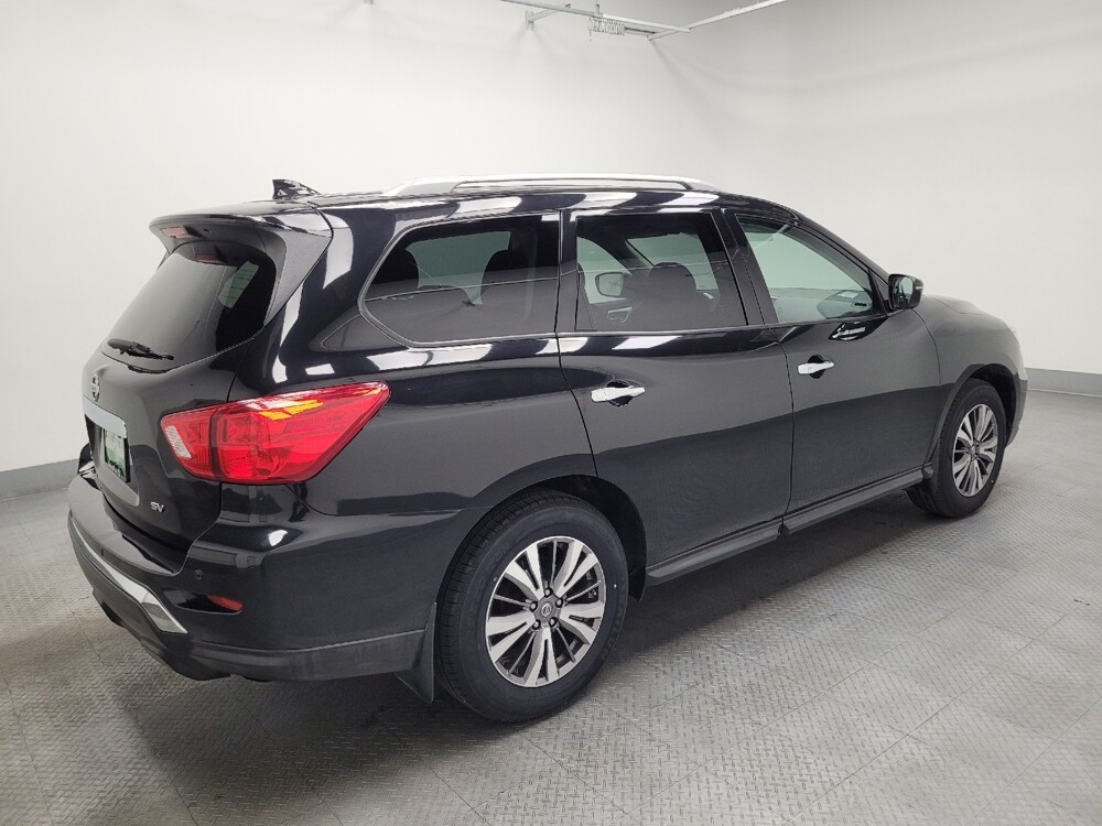 2019 Nissan Pathfinder in Las Vegas, NV 89104 - 18109757 10