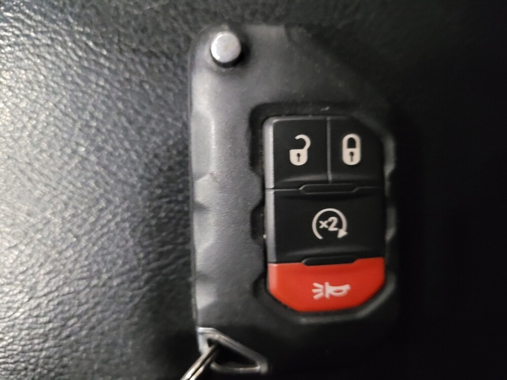 2018 Jeep Wrangler in New Castle, DE 19720 - 18109762 32