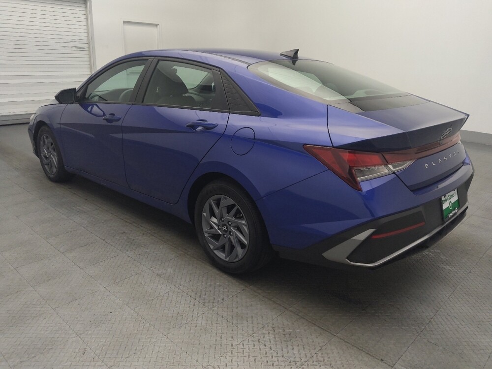 2024 Hyundai Elantra in Lauderdale Lakes, FL 33313 - 18109765 5
