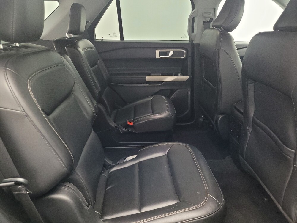 2022 Ford Explorer in Pensacola, FL 32505 - 18109766 19