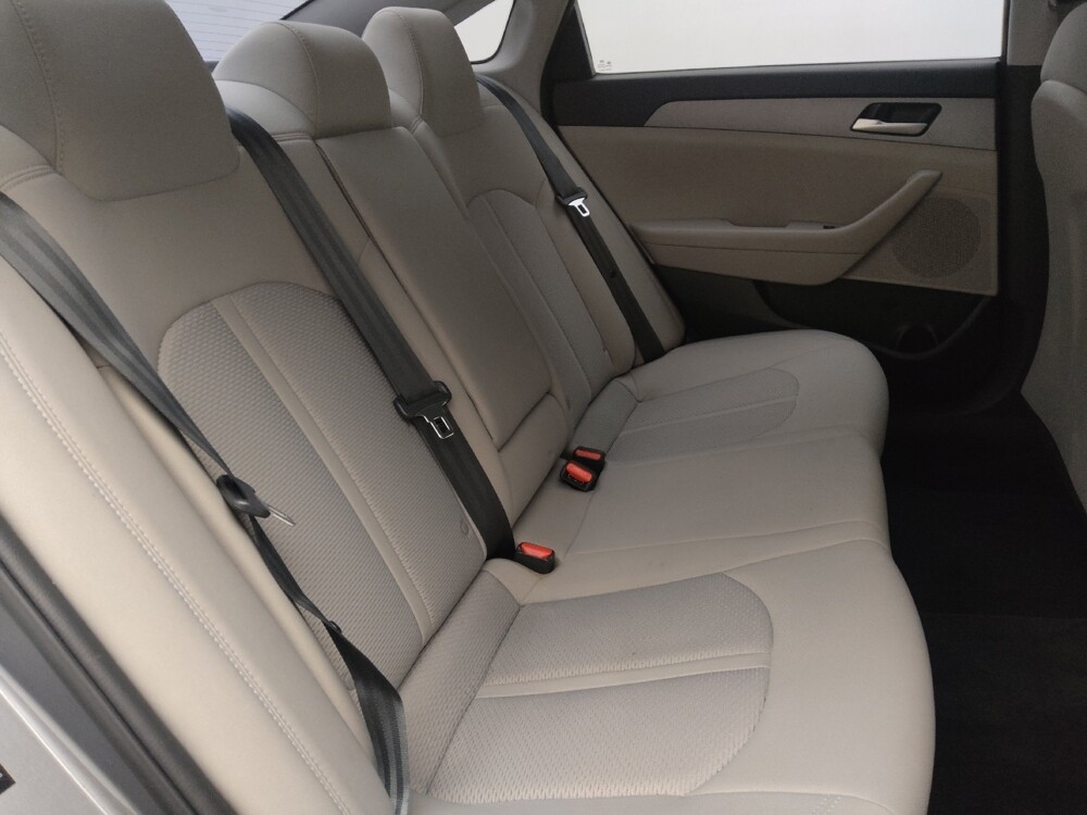 2018 Hyundai Sonata in Salem, VA 24153 - 18109767 19