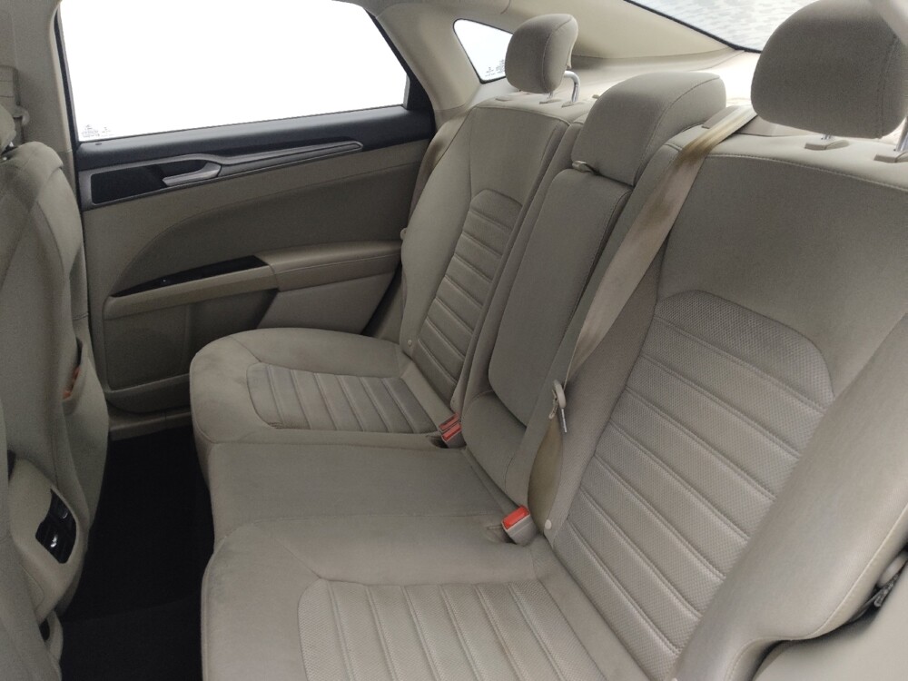 2020 Ford Fusion in Pensacola, FL 32505 - 18109769 18