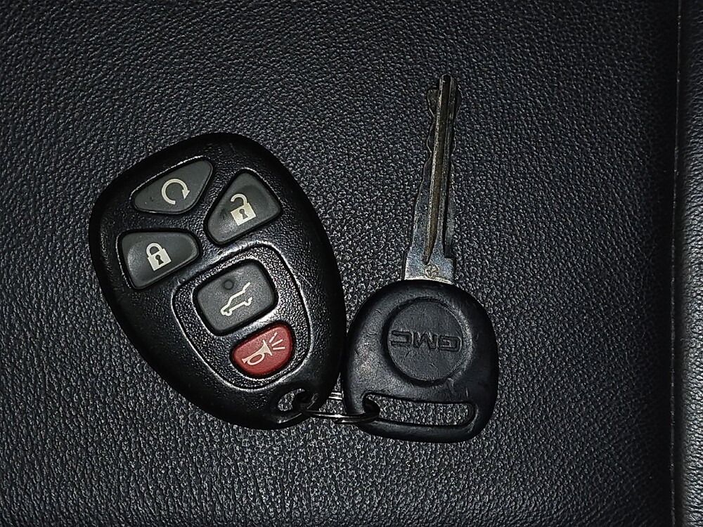 2015 GMC Acadia in Salem, VA 24153 - 18109773 32