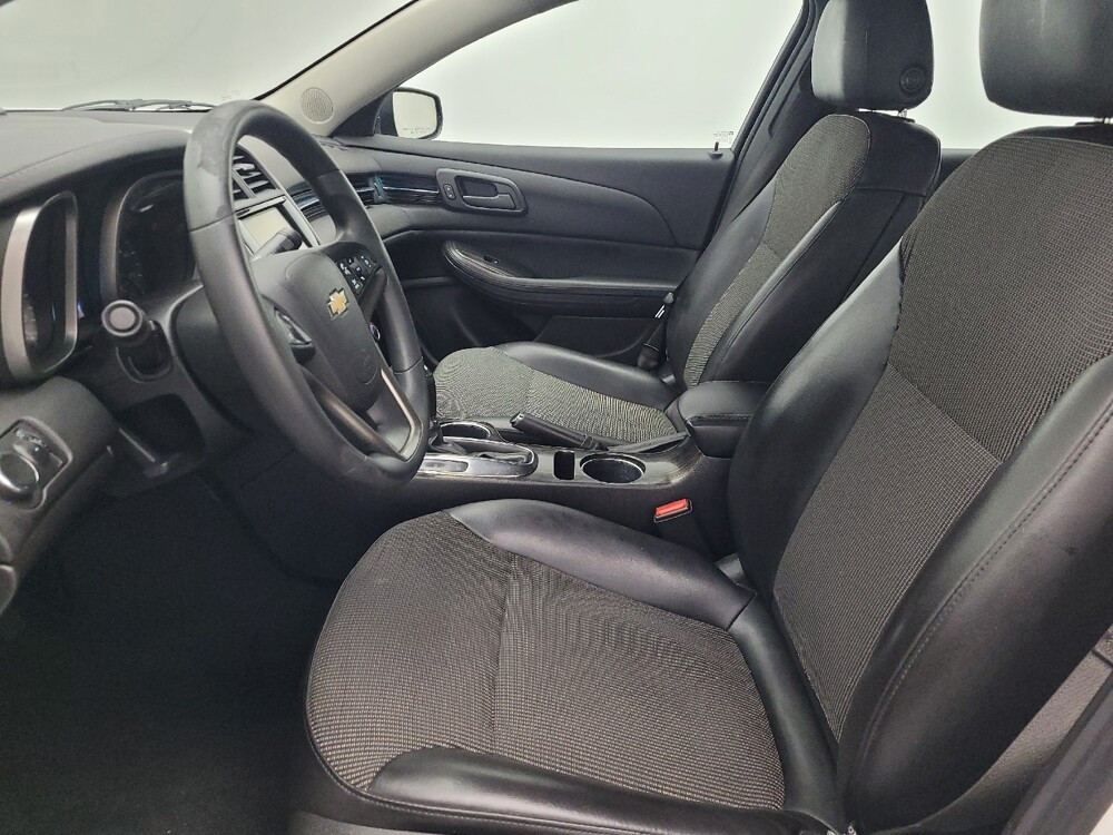 2016 Chevrolet Malibu in Lauderdale Lakes, FL 33313 - 18109781 17