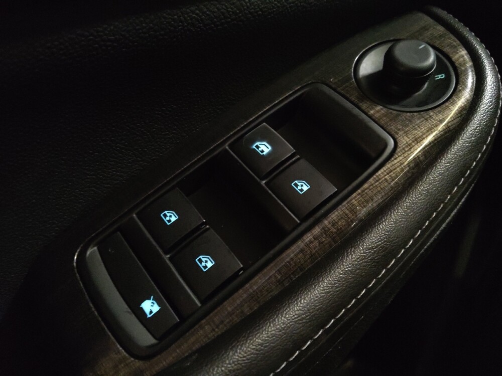 2016 Chevrolet Malibu in Lauderdale Lakes, FL 33313 - 18109781 27