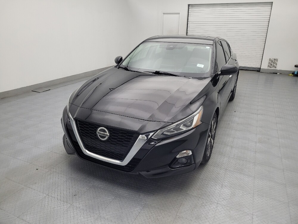 2019 Nissan Altima in Greenville, SC 29607 - 18109796 15