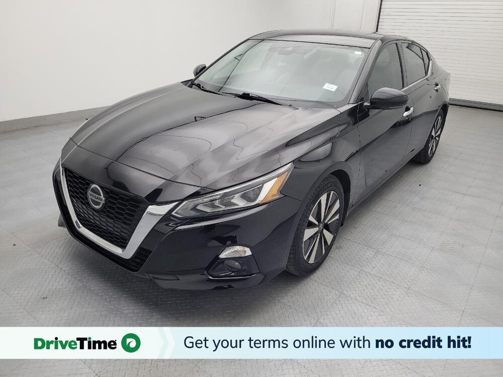 2019 Nissan Altima in Greenville, SC 29607 - 18109796