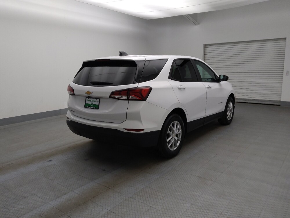 2024 Chevrolet Equinox in Lakewood, CO 80215 - 18109809 9