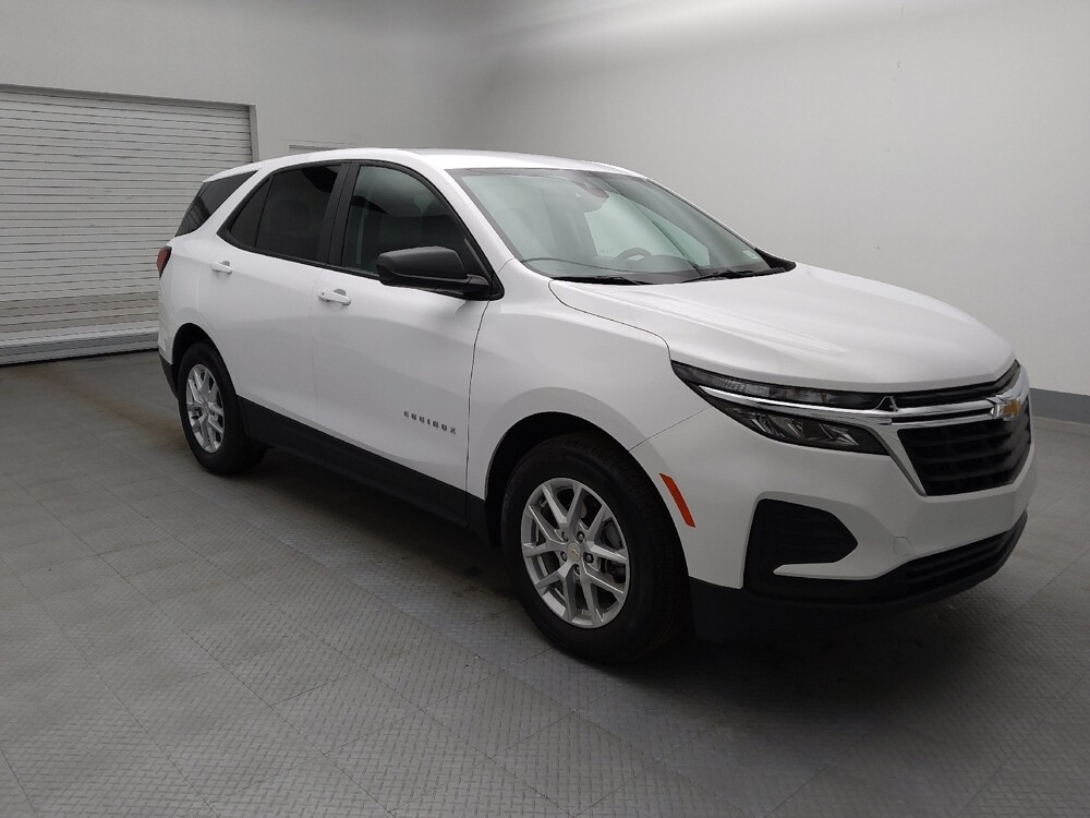 2024 Chevrolet Equinox in Lakewood, CO 80215 - 18109809 11