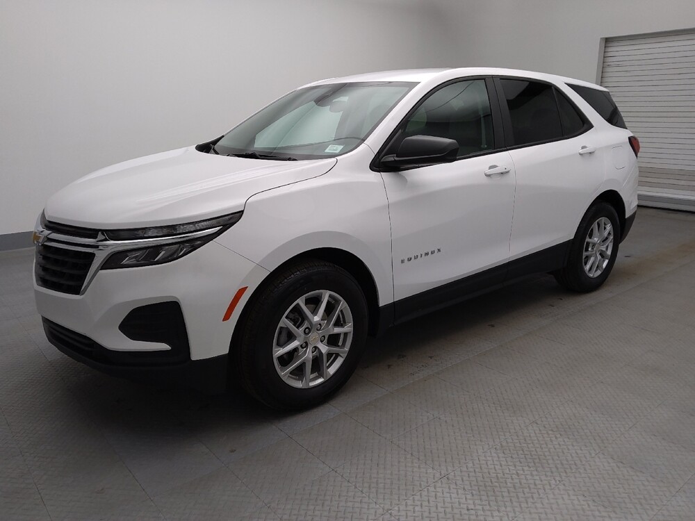 2024 Chevrolet Equinox in Lakewood, CO 80215 - 18109809 2