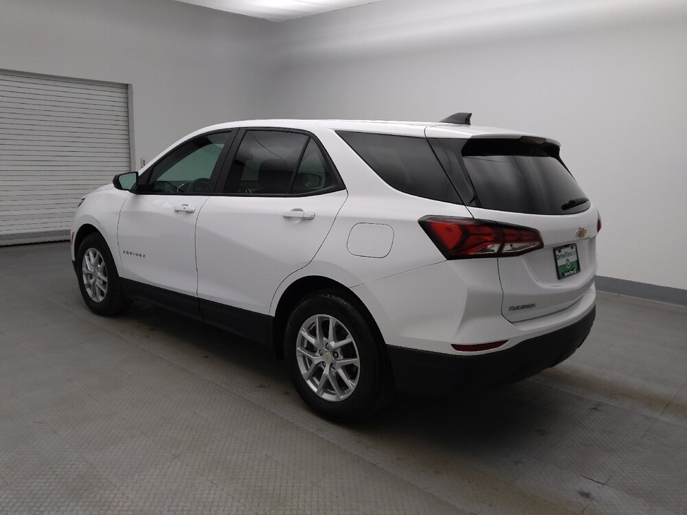 2024 Chevrolet Equinox in Lakewood, CO 80215 - 18109809 3
