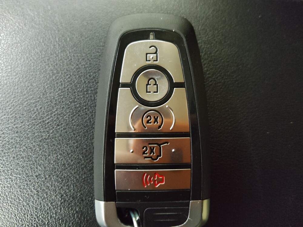 2020 Ford Edge in Denver, CO 80012 - 18109810 32