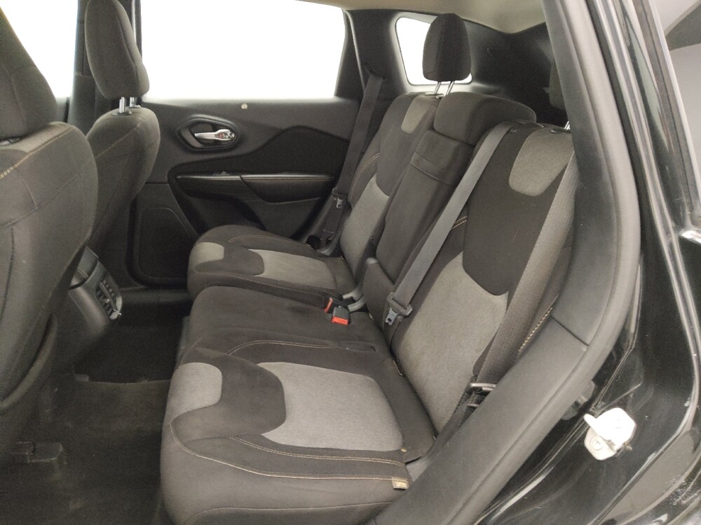 2016 Jeep Cherokee in Corpus Christi, TX 78412 - 18109823 18