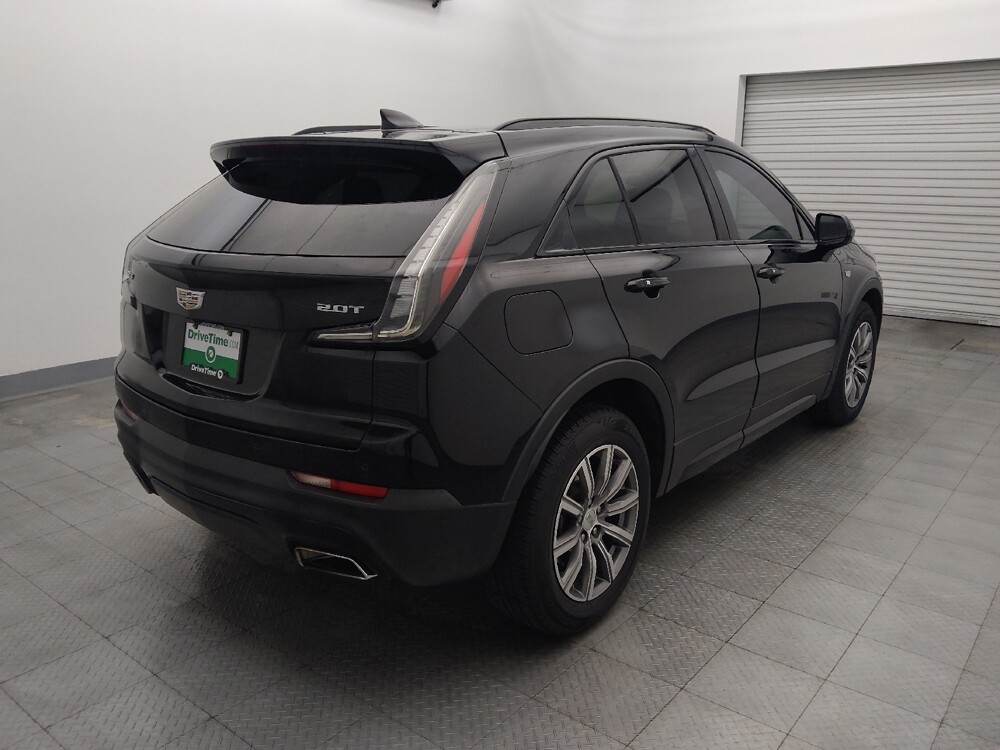 2019 Cadillac XT4 in Live Oak, TX 78233 - 18109832 9