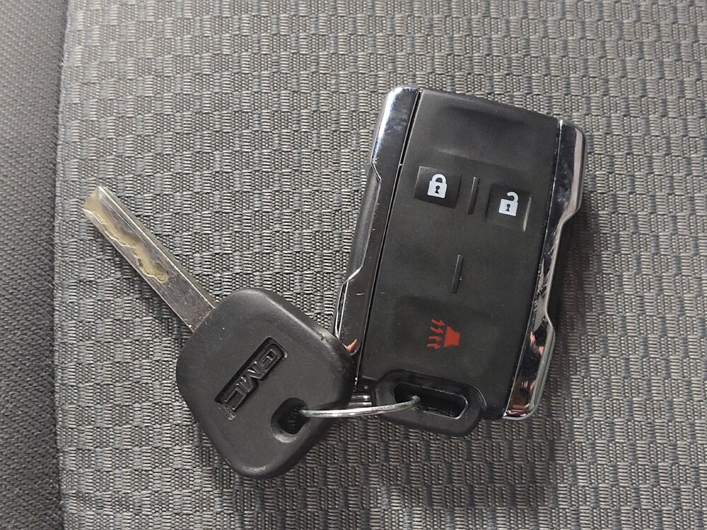 2017 GMC Canyon in Live Oak, TX 78233 - 18109833 32