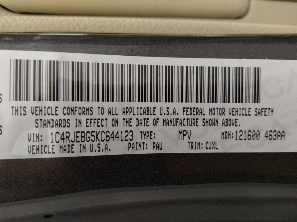 2019 Jeep Grand Cherokee in Live Oak, TX 78233 - 18109840 33