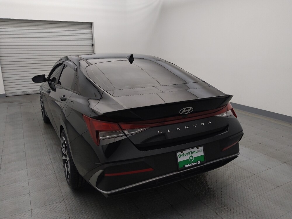 2025 Hyundai Elantra in Houston, TX 77074 - 18109843 6
