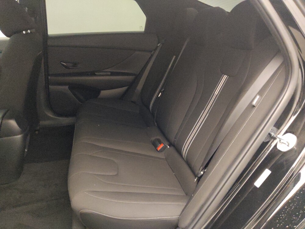 2025 Hyundai Elantra in Houston, TX 77074 - 18109843 18