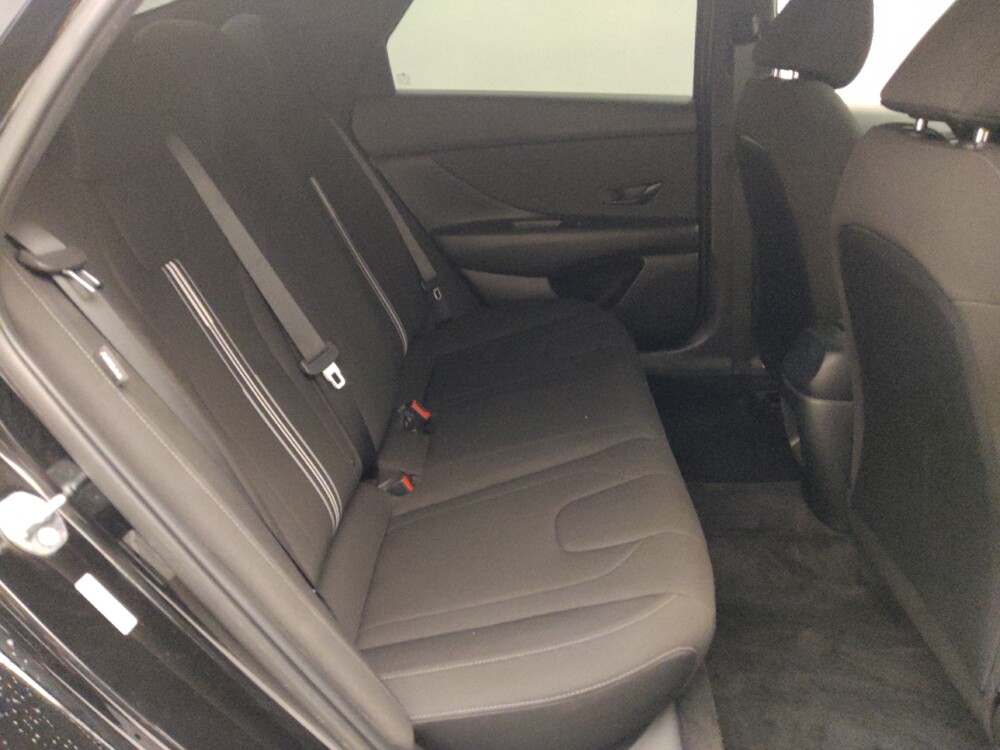 2025 Hyundai Elantra in Houston, TX 77074 - 18109843 19