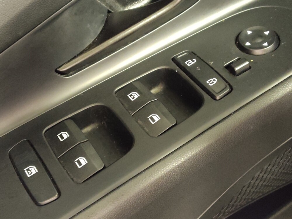 2025 Hyundai Elantra in Houston, TX 77074 - 18109843 27