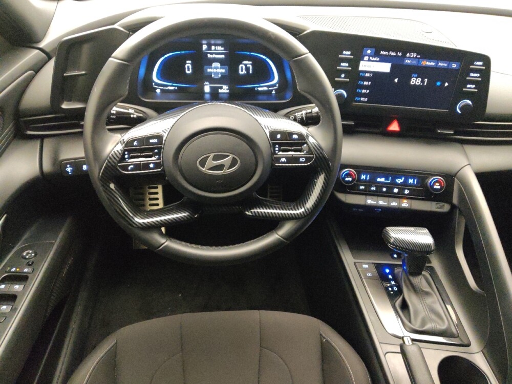 2025 Hyundai Elantra in Houston, TX 77074 - 18109843 22