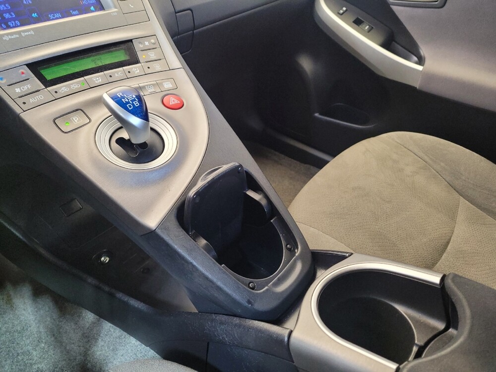 2015 Toyota Prius in Miamisburg, OH 45342 - 18109849 26