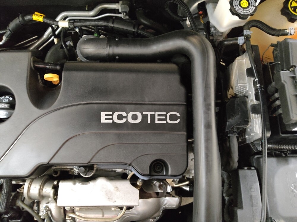 2019 Chevrolet Equinox in Fairfield, OH 45014 - 18109850 30