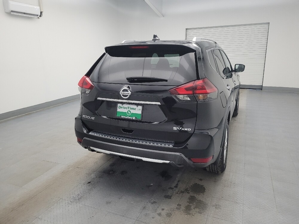 2018 Nissan Rogue in Toledo, OH 43617 - 18109853 7