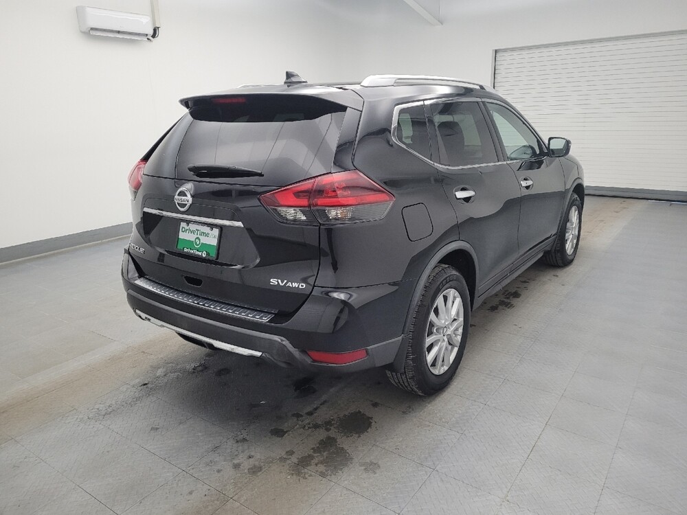 2018 Nissan Rogue in Toledo, OH 43617 - 18109853 9