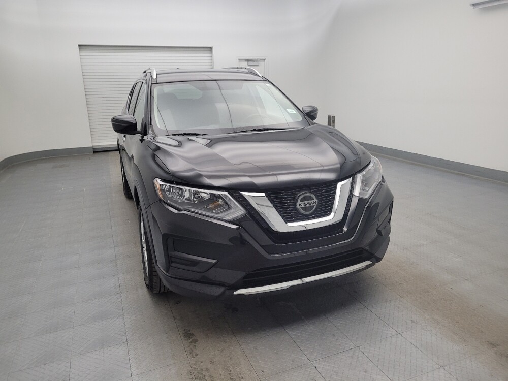 2018 Nissan Rogue in Toledo, OH 43617 - 18109853 14