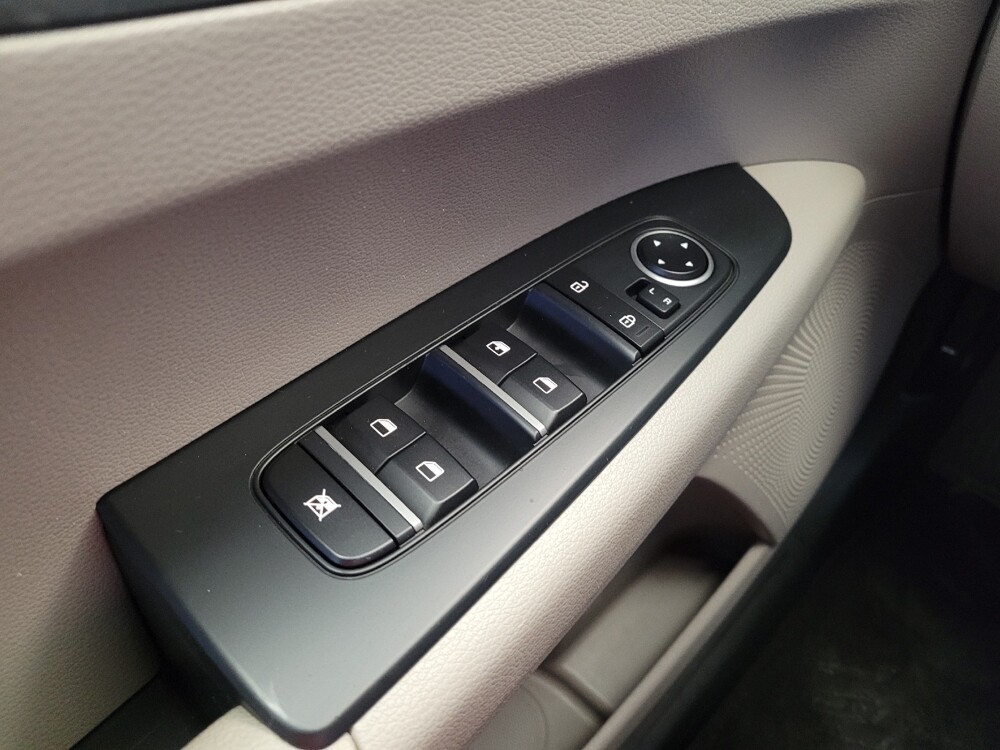 2020 Kia Forte in Toledo, OH 43617 - 18109857 27